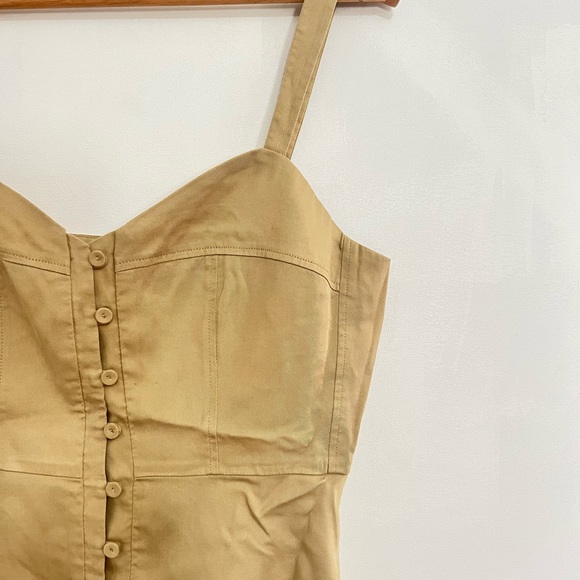 BCBGMAXAZRIA • ‘Jonesy’ Button Up Peplum blouse - Picture 5 of 8